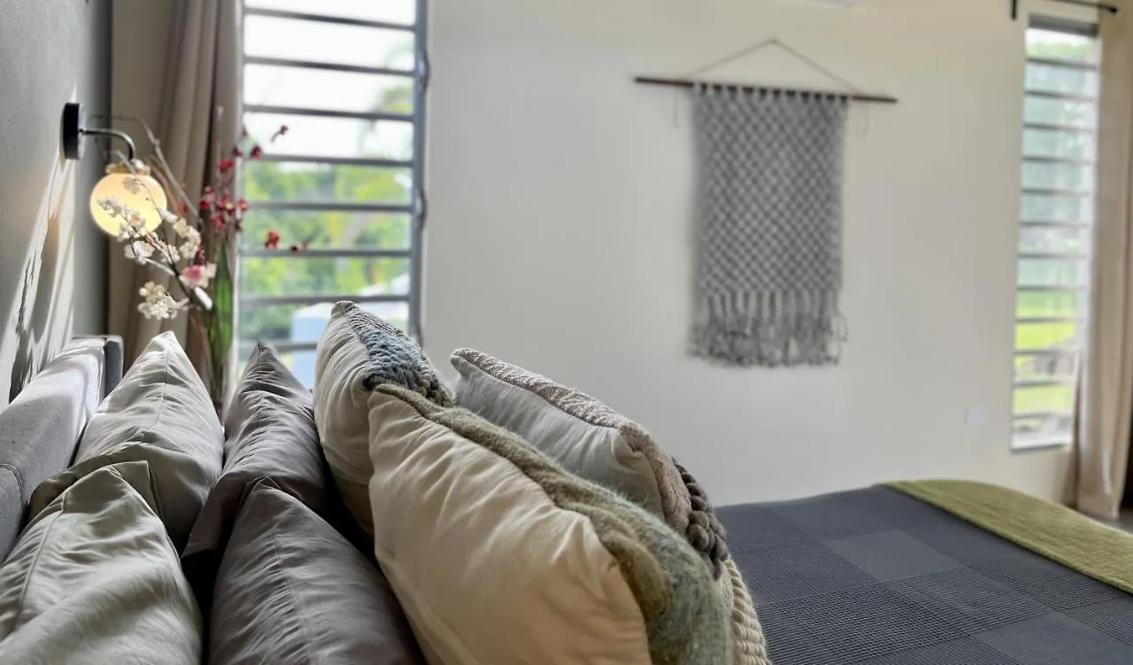 מלון ויסקז Lejos Eco Retreat בית הארחה